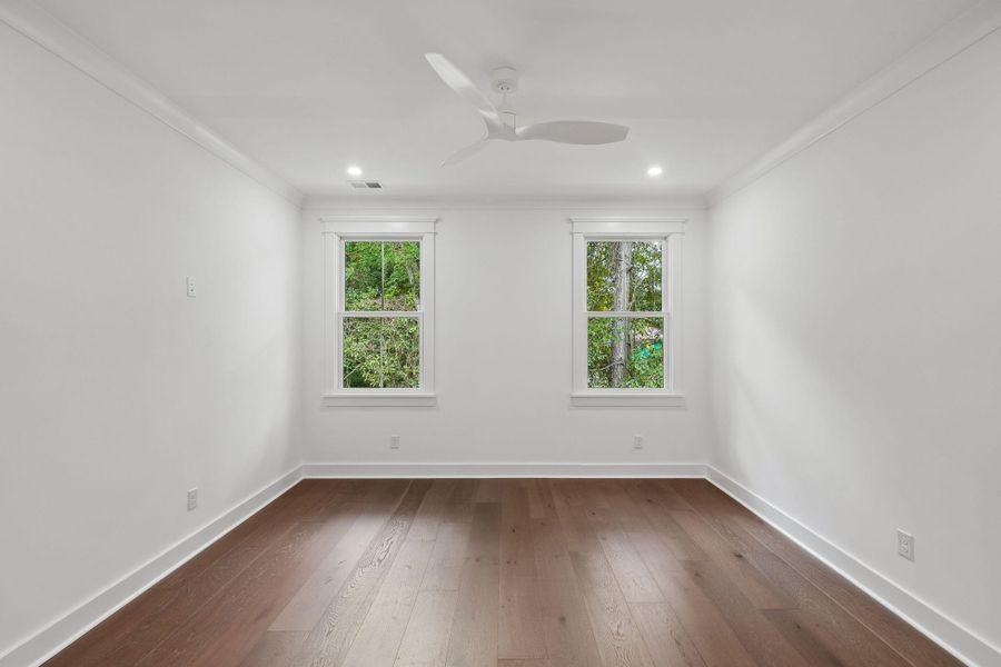 Spacious, unfurnished interior of a new home in , Mount Pleasant (Image 103).