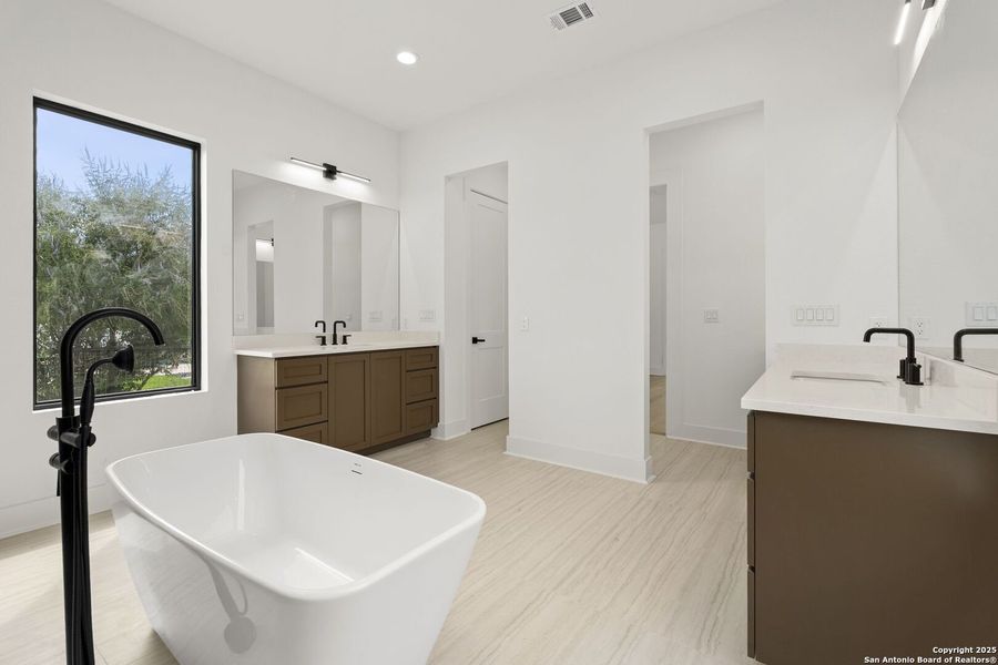 Furnished interior view inside a new home in , San Antonio (Image 26). Furnished interior view inside a new home in , San Antonio (Image 26).