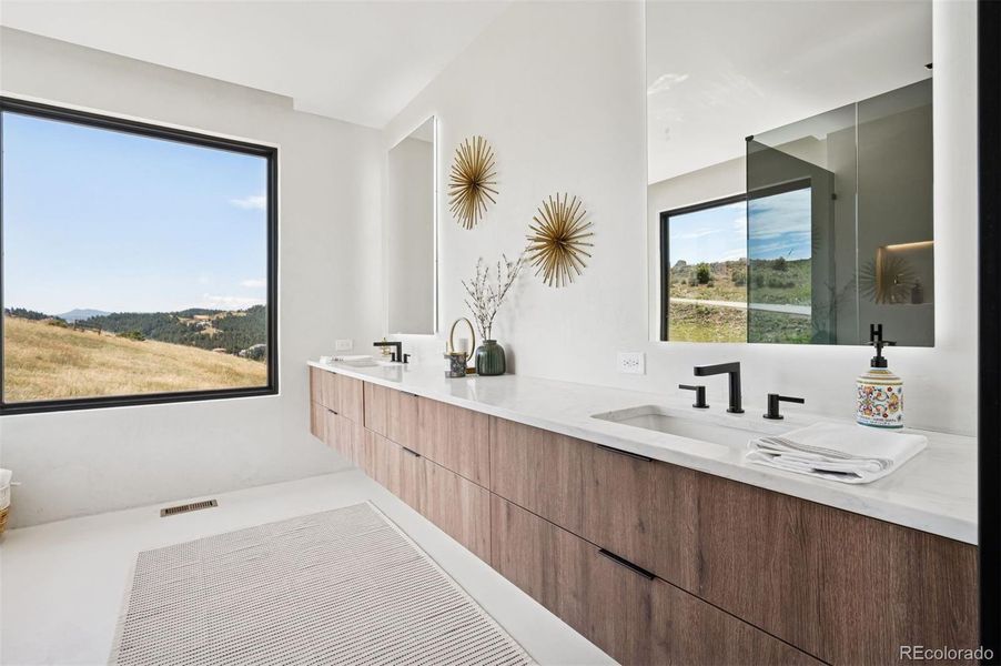 Furnished interior view inside a new home in , Golden (Image 9).