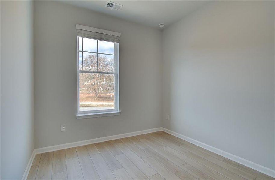 Spacious, unfurnished interior of a new home in Daybreak, Newnan (Image 25).