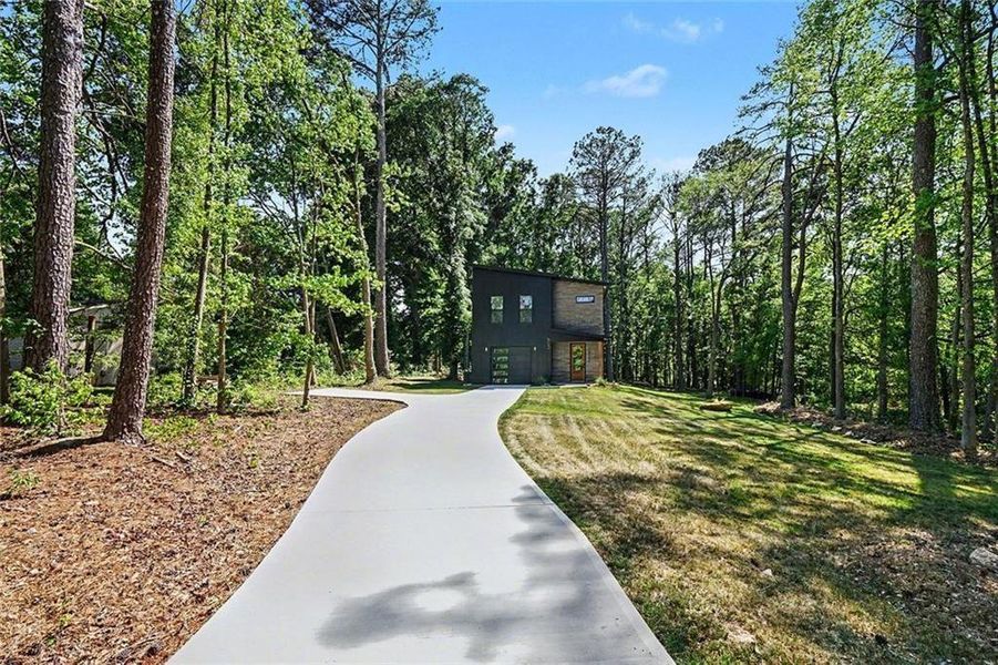 Image 38 of a home in .