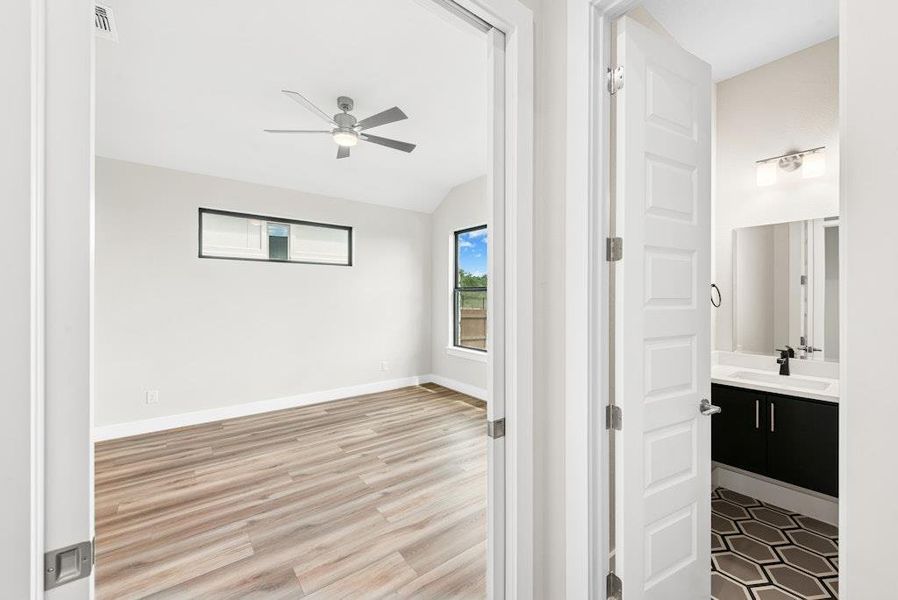 Spacious, unfurnished interior of a new home in Riverstone, Georgetown (Image 13). Spacious, unfurnished interior of a new home in Riverstone, Georgetown (Image 13).