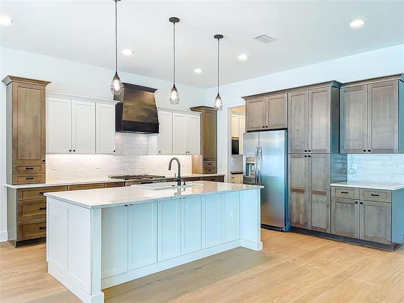 Furnished interior view inside a new home in , Tampa (Image 52).