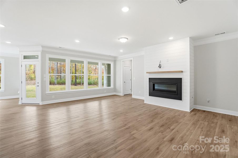 Spacious, unfurnished interior of a new home in Rone Creek, Waxhaw (Image 43). Spacious, unfurnished interior of a new home in Rone Creek, Waxhaw (Image 43).