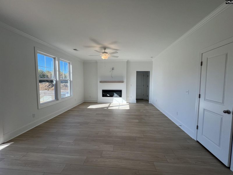 Spacious, unfurnished interior of a new home in Beach Forest, Sumter (Image 20).