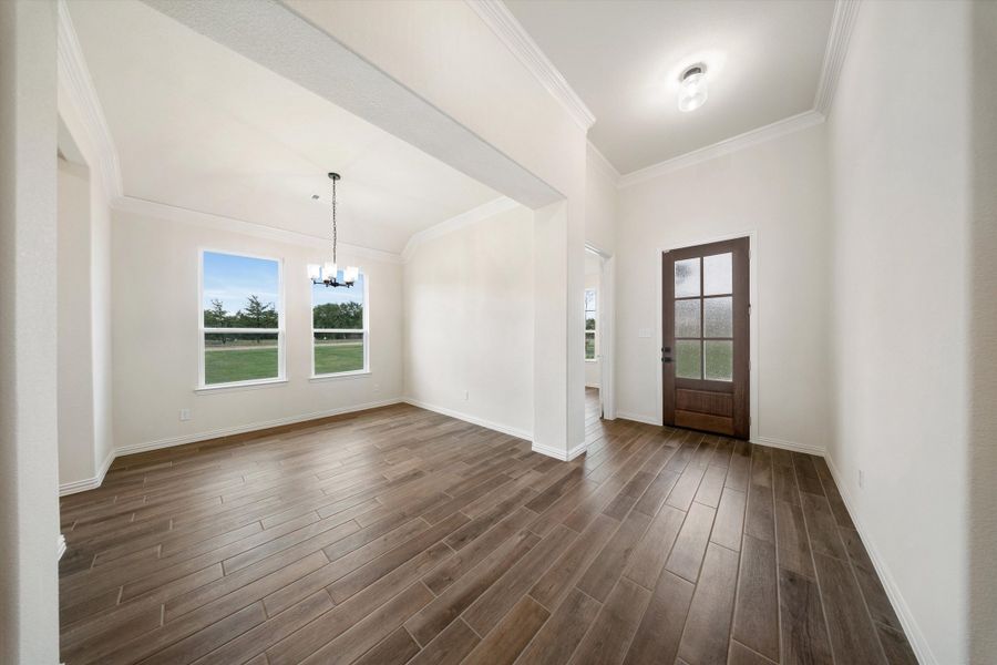 Spacious, unfurnished interior of a new home in Vista Oaks Estates, Royse City (Image 18).