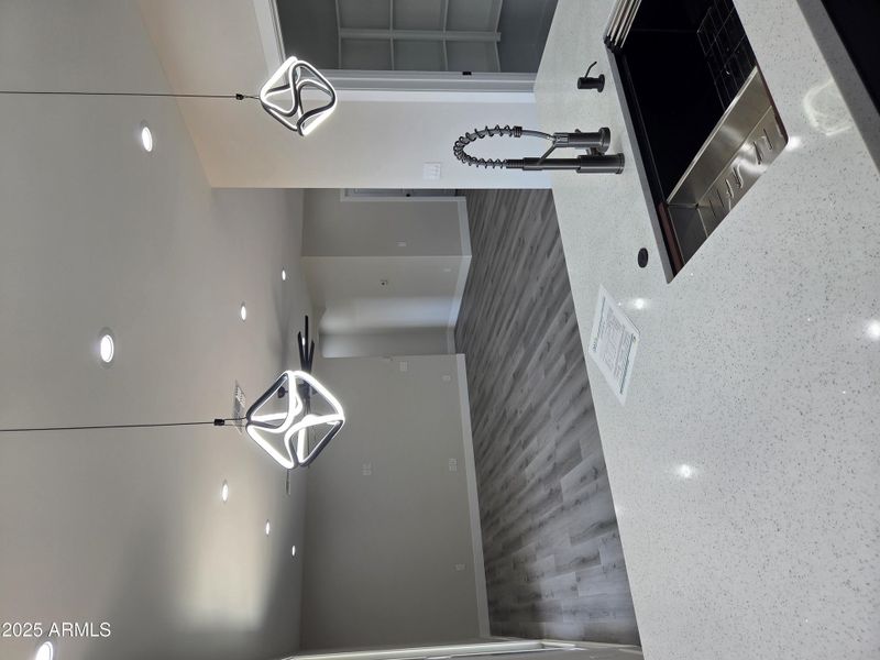 20250903_140457 20250903_140457