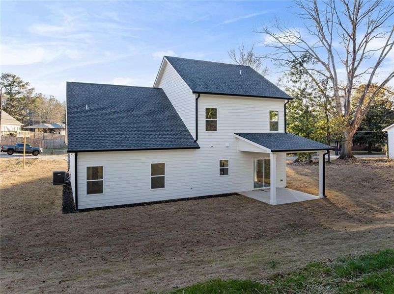 Exterior details and patio area of a home in , Lawrenceville (Image 4).