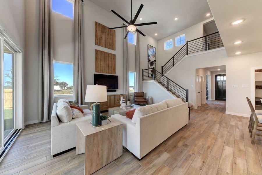 Representative furnished interior of a home built from the Bandera by Hakes Brothers in Veranda Signature, San Antonio (Image 7). Representative furnished interior of a home built from the Bandera by Hakes Brothers in Veranda Signature, San Antonio (Image 7).