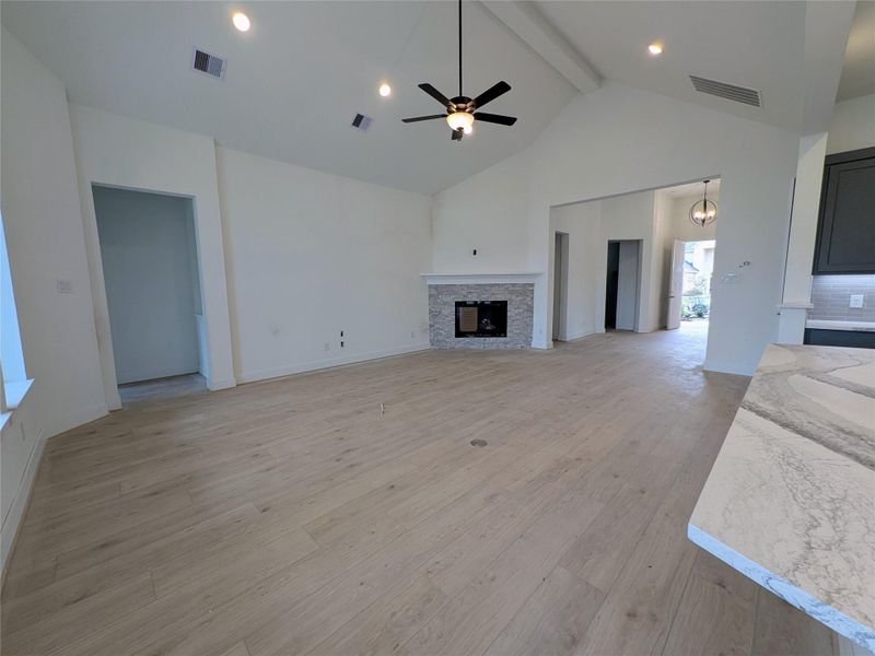 Spacious, unfurnished interior of a new home in Artavia, Conroe (Image 14). Spacious, unfurnished interior of a new home in Artavia, Conroe (Image 14).