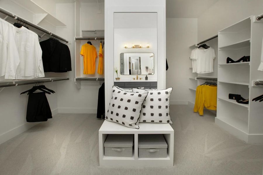 The Lauren II Owner's Closet The Lauren II Owner's Closet