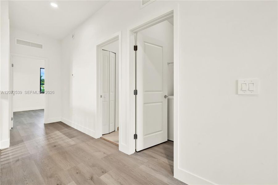 Spacious, unfurnished interior of a new home in , Homestead (Image 17).