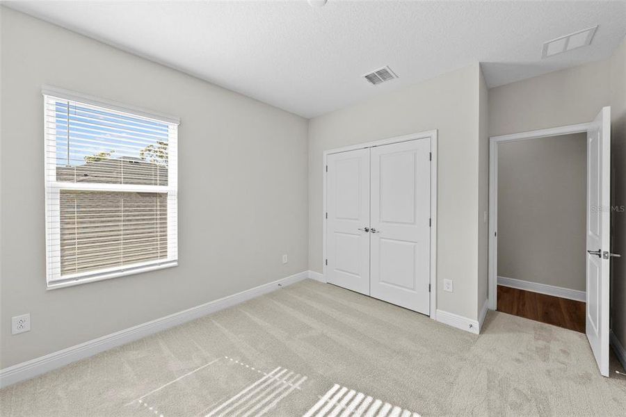 Spacious, unfurnished interior of a new home in , St. Petersburg (Image 41).