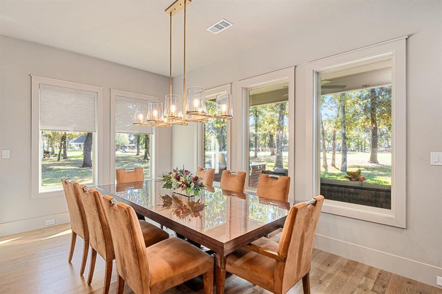 Furnished interior view inside a new home in , Mabank (Image 22). Furnished interior view inside a new home in , Mabank (Image 22).