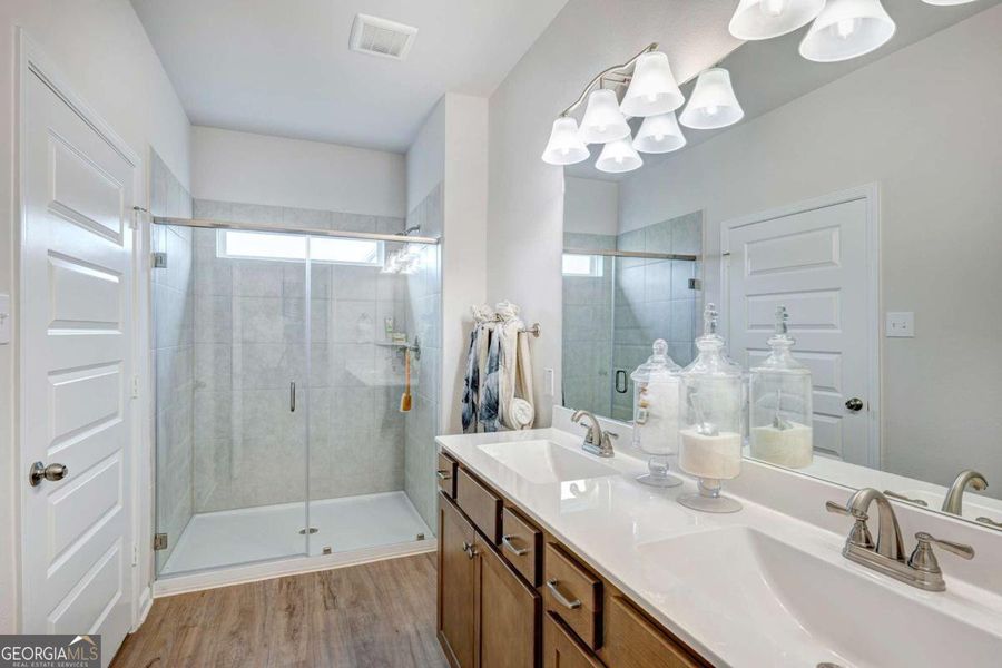 Furnished interior view inside a new home in Cobblestone Crossing Commons, Byron (Image 8).