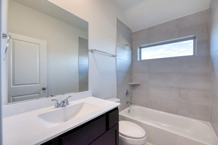 Furnished interior view inside a new home in Aldeana - Tejas Collection, Bonney (Image 15).