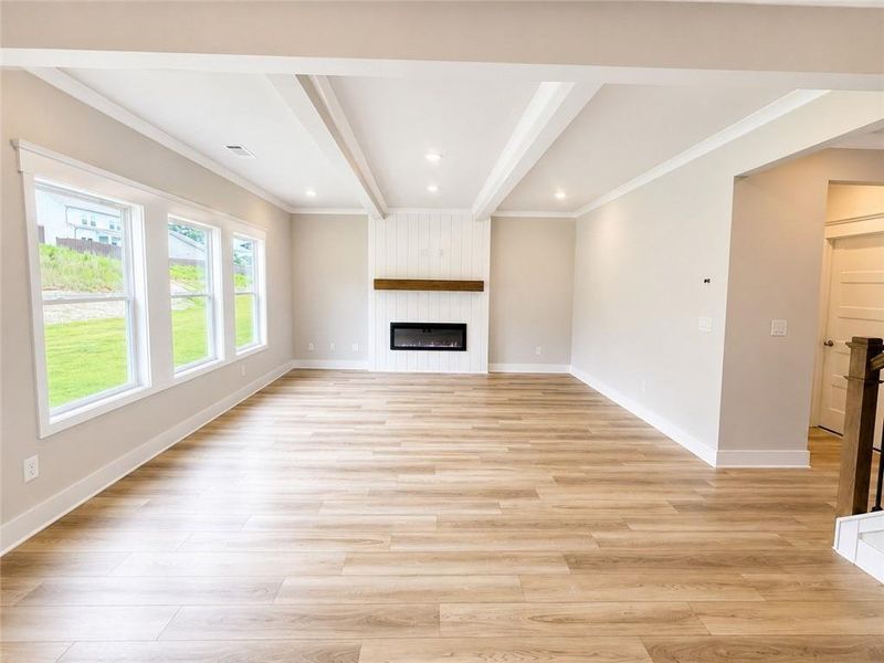 Spacious, unfurnished interior of a new home in Ponderosa Farms Estates, Gainesville (Image 33).