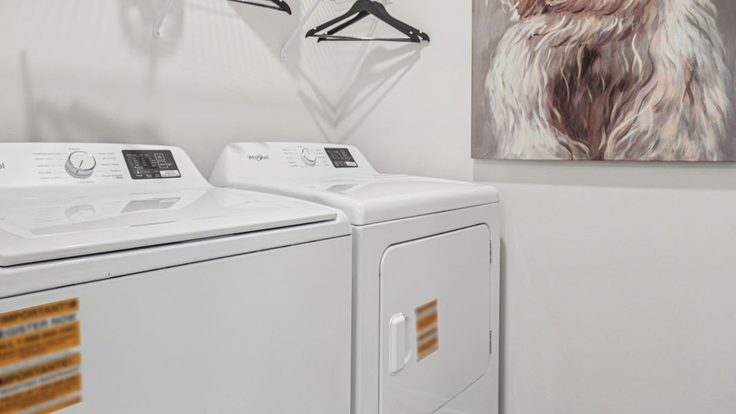 Close-up of interior finishes inside a home in Lehigh Acres Spot Lots, Lehigh Acres (Image 19). Close-up of interior finishes inside a home in Lehigh Acres Spot Lots, Lehigh Acres (Image 19).