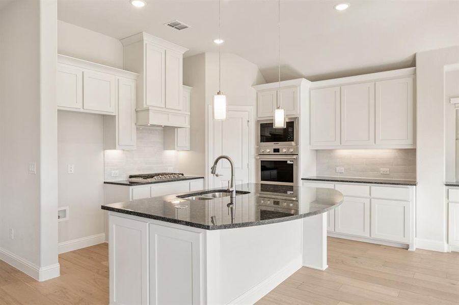 Furnished interior view inside a new home in Triple Diamond Ranch, Mansfield (Image 7).