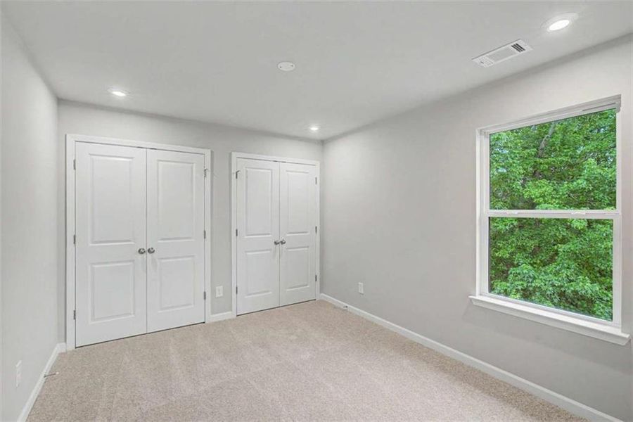 Spacious, unfurnished interior of a new home in The Reserve at Chapel Hill Phase II, Douglasville (Image 18).