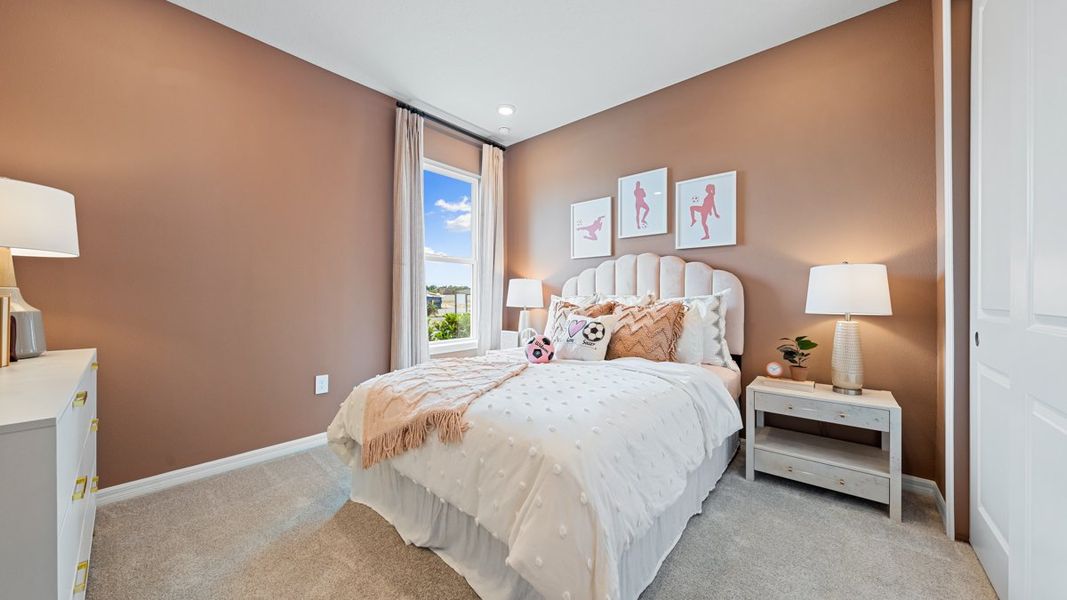 Representative furnished interior of a home built from the Grenada by Taylor Morrison in Indigo Creek, Apollo Beach (Image 13).
