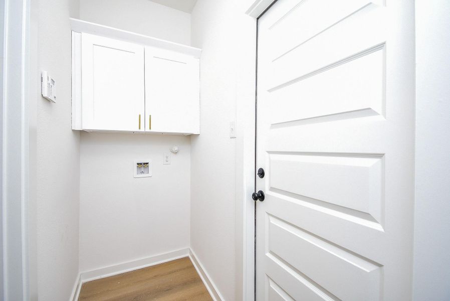 Spacious, unfurnished interior of a new home in Glendale Lakes, Arcola (Image 17).