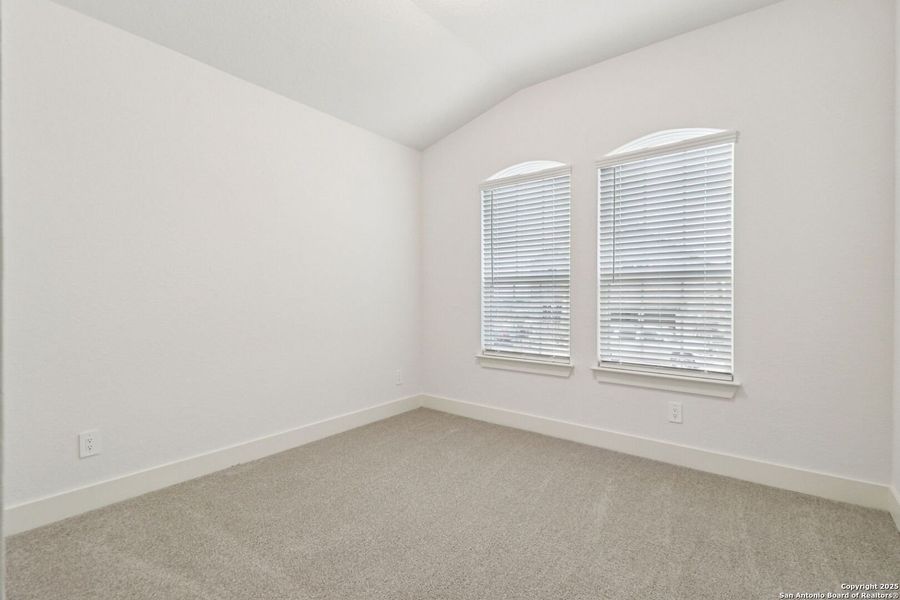 Spacious, unfurnished interior of a new home in Sagebrooke - Classic Series, San Antonio (Image 33).