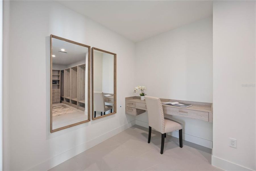 Furnished interior view inside a new home in , Sarasota (Image 16).