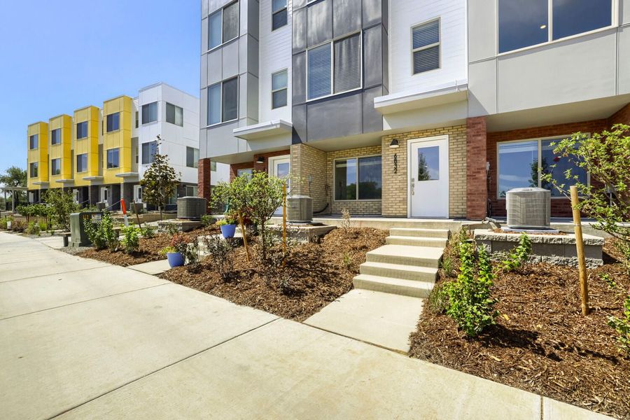 New Home in Arvada, CO.  - Slide 4