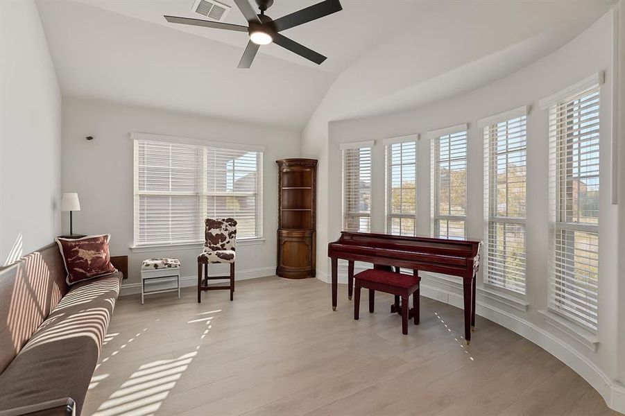 Furnished interior view inside a new home in Union Park Classic 60, Little Elm (Image 25).