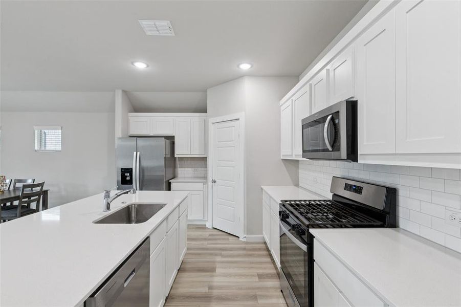 Furnished interior view inside a new home in , Red Oak (Image 10).