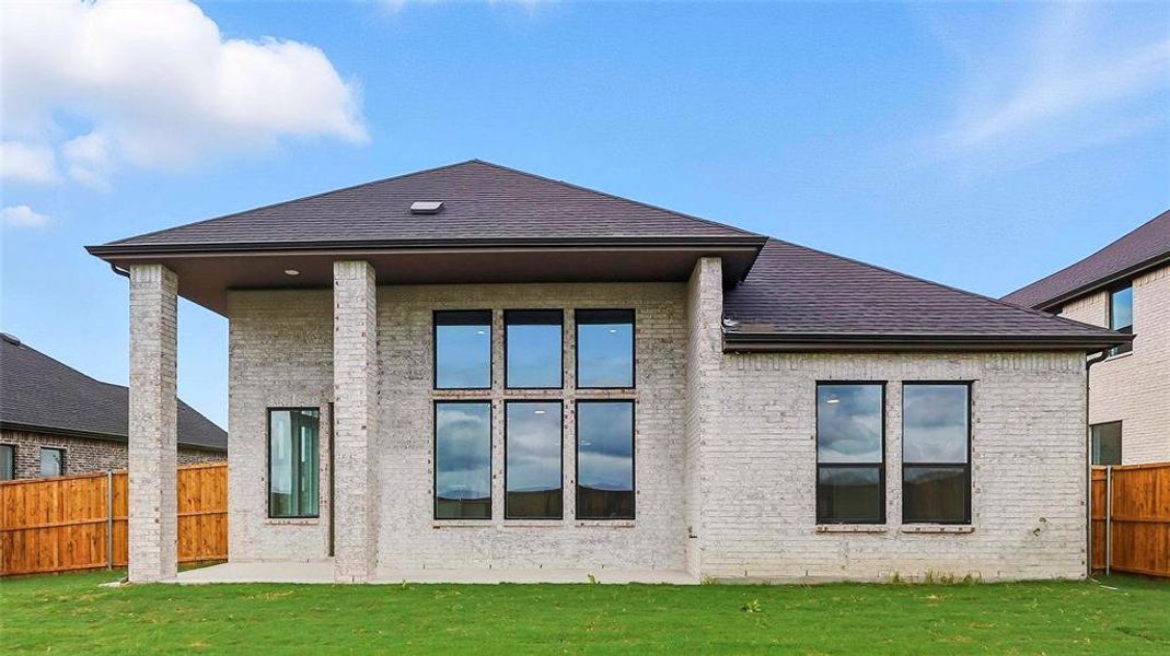 Exterior details and patio area of a home in Clearview Ranch, Royse City (Image 3).