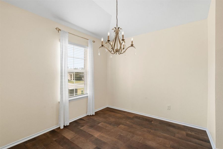 Spacious, unfurnished interior of a new home in , Troy (Image 28).