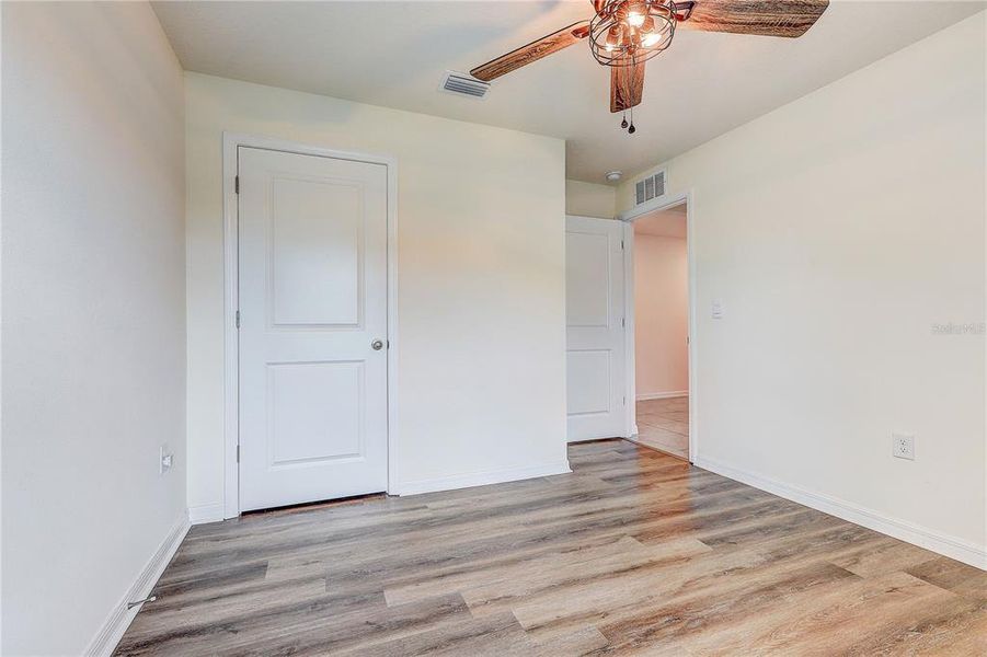 Spacious, unfurnished interior of a new home in , Spring Hill (Image 37).