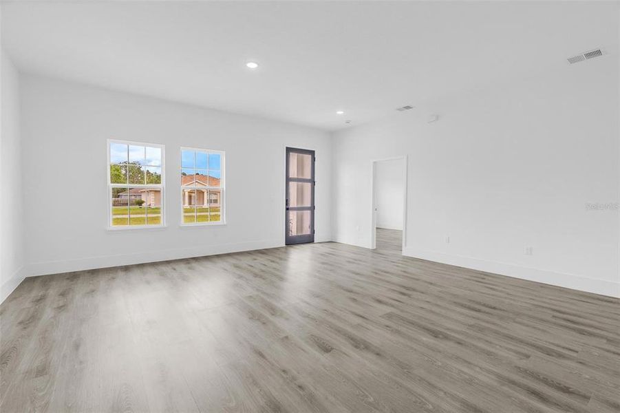 Spacious, unfurnished interior of a new home in , Ocala (Image 25). Spacious, unfurnished interior of a new home in , Ocala (Image 25).