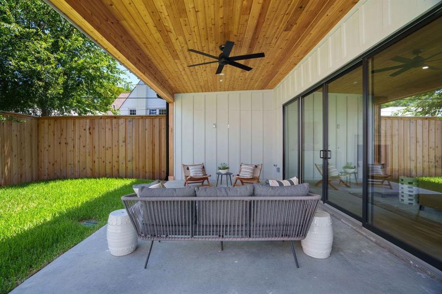 Exterior details and patio area of a home in , Dallas (Image 21).