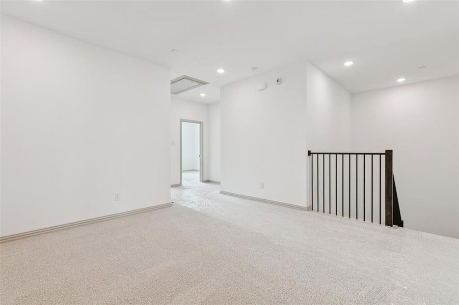 Spacious, unfurnished interior of a new home in The Village at Midtowne, Midlothian (Image 8).