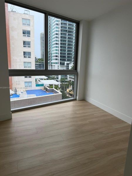Image 20 of a home in .