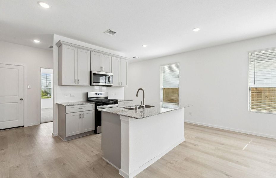 Furnished interior view inside a new home in Stokesbury, Waller (Image 8).