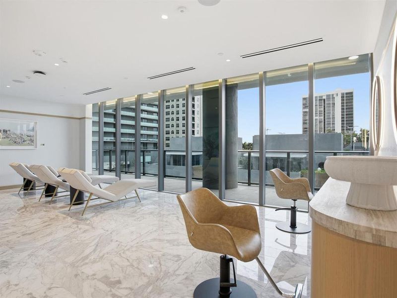 Community amenities in , Tampa (Image 76).