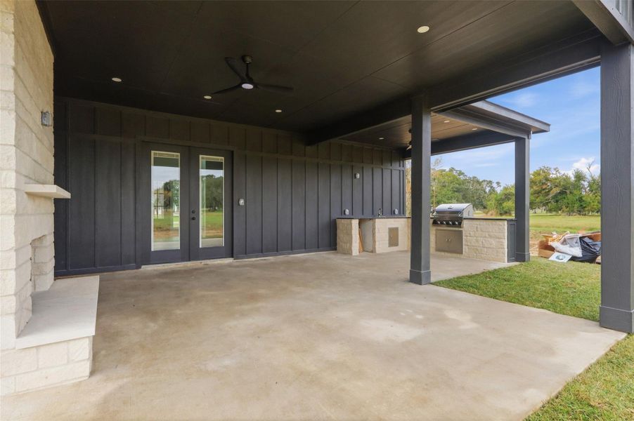 Outdoor kitchen and patio. Photos are of prior LOTUS plan homesite built by Aurcova. Outdoor kitchen and patio. Photos are of prior LOTUS plan homesite built by Aurcova.