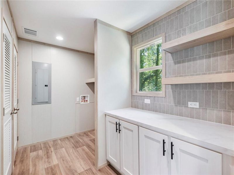Furnished interior view inside a new home in , Gainesville (Image 9).