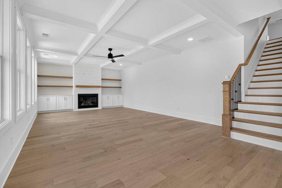 Spacious, unfurnished interior of a new home in Livingstone Park, Kennesaw (Image 17).