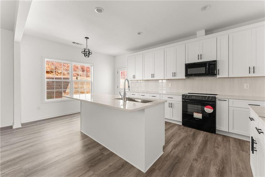 Image 43 of a home in .