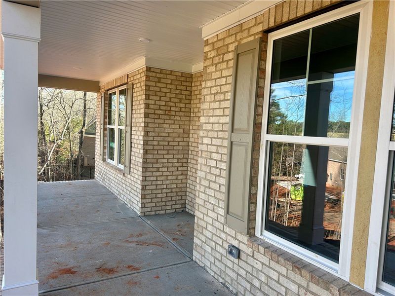 Exterior details and patio area of a home in Cross Creek Golf Club, Seneca (Image 3).