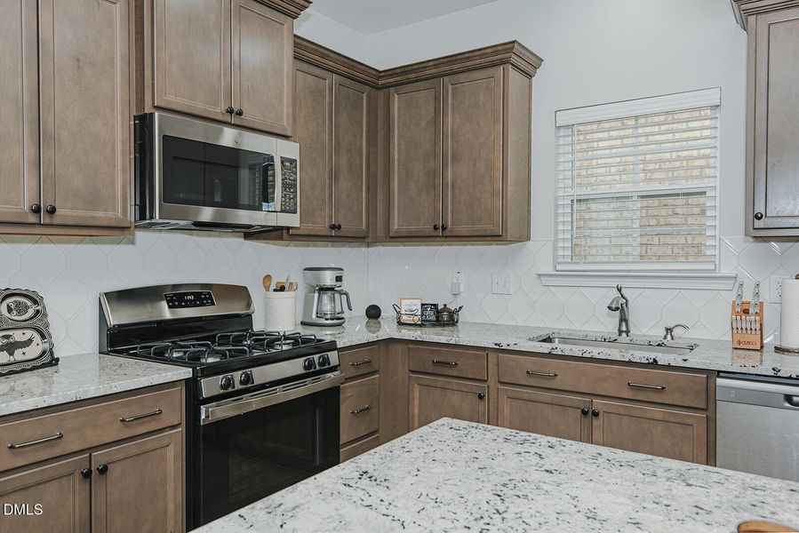 _MGP1201-HDR _MGP1201-HDR