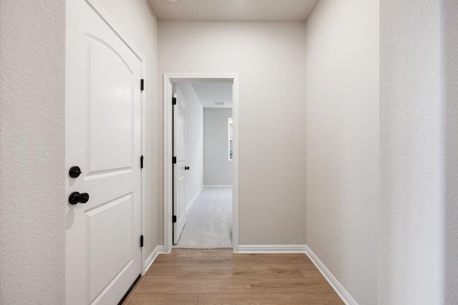 Spacious, unfurnished interior of a new home in Berry Creek Highlands, Georgetown (Image 30). Spacious, unfurnished interior of a new home in Berry Creek Highlands, Georgetown (Image 30).