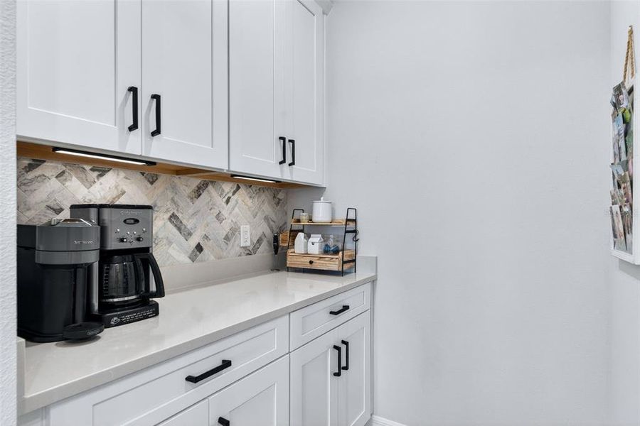 Furnished interior view inside a new home in , Lakewood Ranch (Image 46).