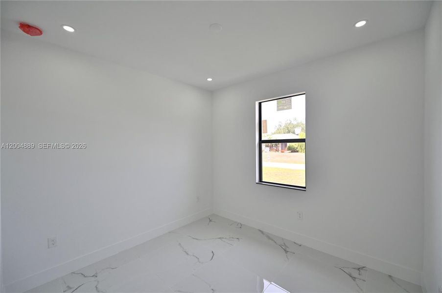 Spacious, unfurnished interior of a new home in , Lehigh Acres (Image 48).