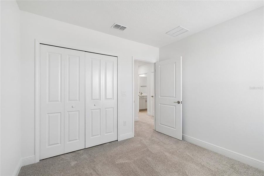 Spacious, unfurnished interior of a new home in SeaFlower, Bradenton (Image 26).